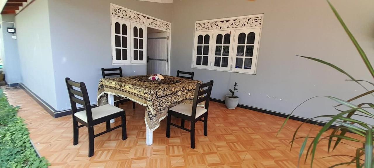 Tehan Homestay Dikwella Rum bild